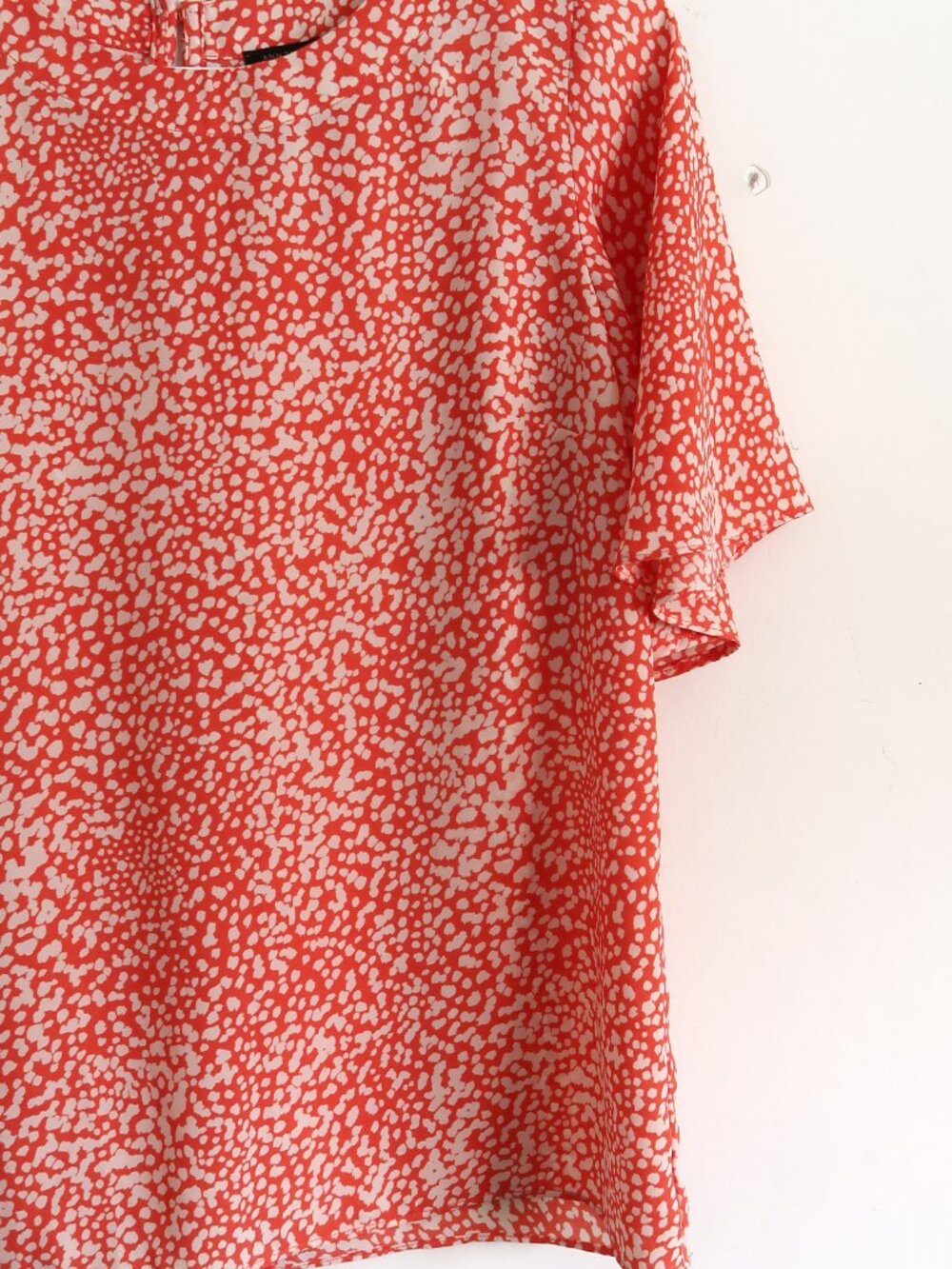 Ann Taylor Orange Spotted Blouse - Size XS - Picture 2 of 7